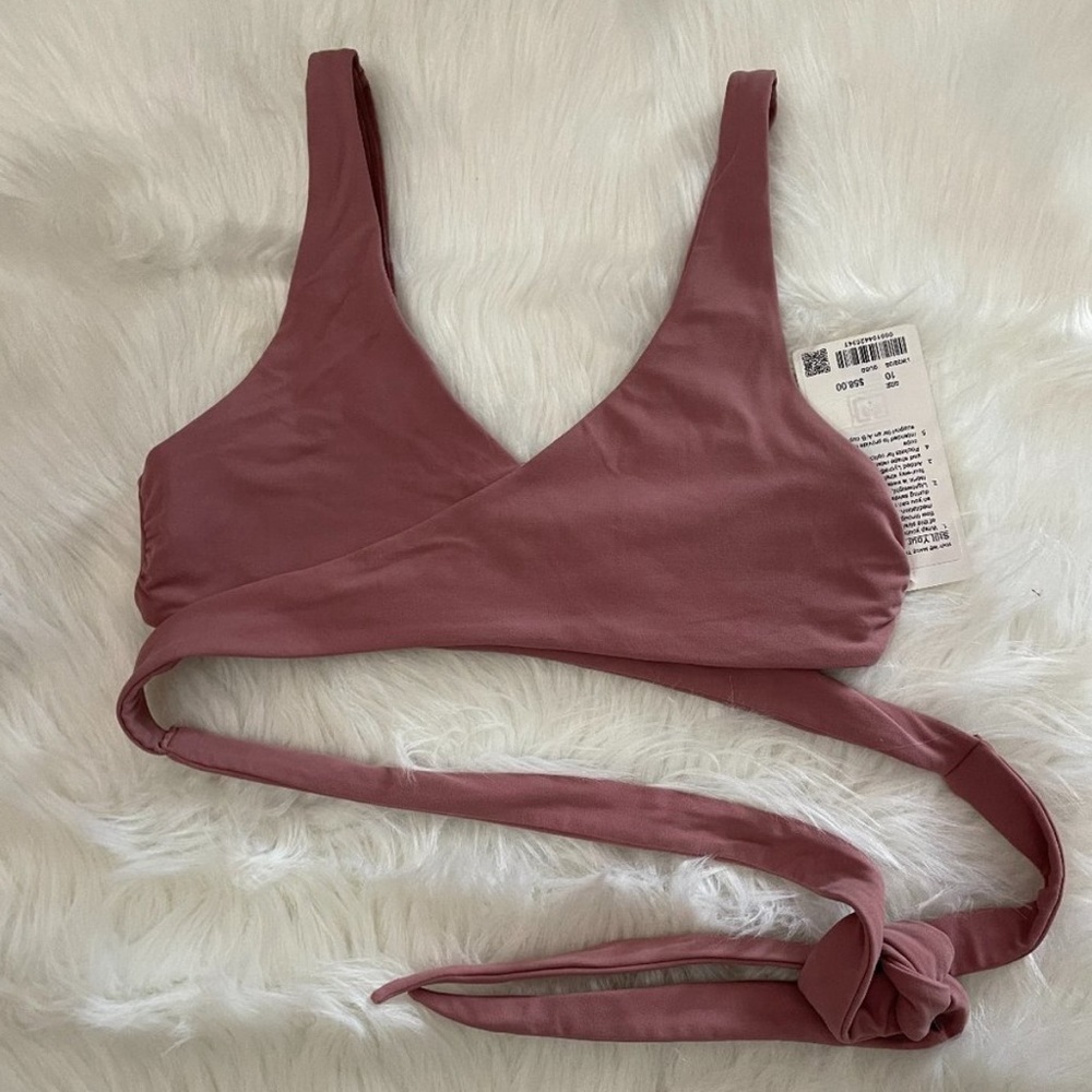 lululemon athletica Wrap Sports Bra in Dusty Rose - Picture 2 of 7